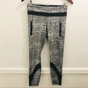 Lululemon Inspire Tight 6 Mesh Silver Gray Black Jacquard stripes pockets run